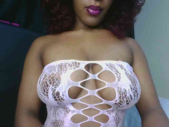 vickyprettyboobs