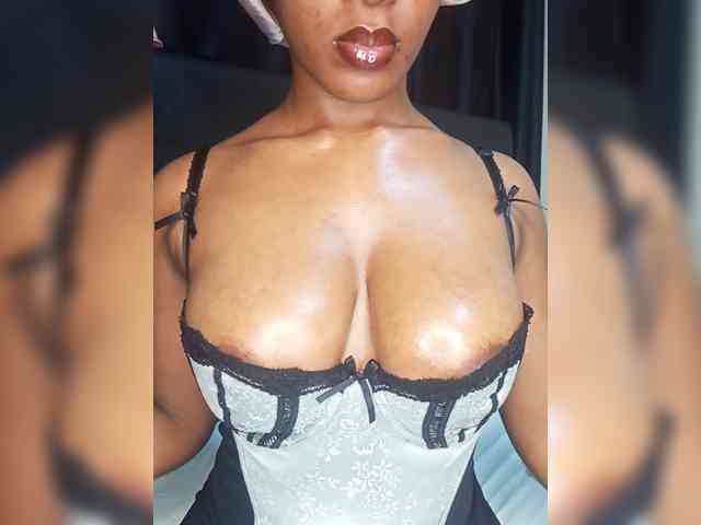 Sweet-Aura Live Webcam on BongaCams