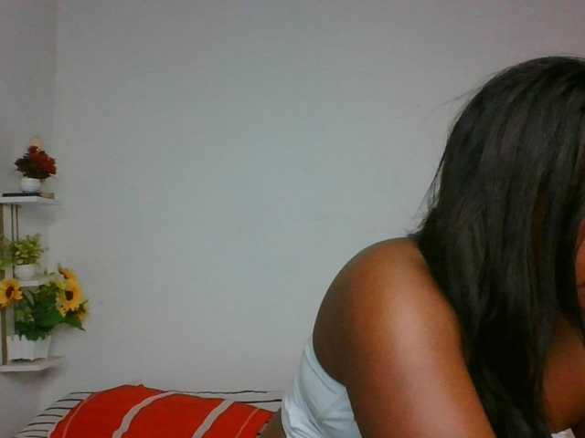 Pauliemarie live cam on BongaCams