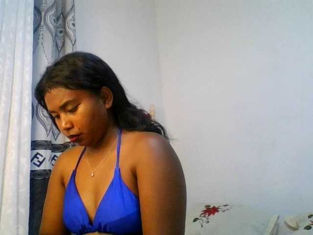Pauliemarie live cam on BongaCams