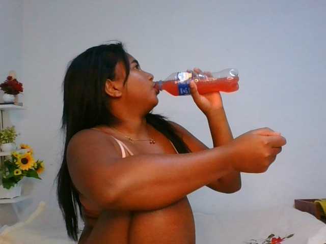 Pauliemarie live cam on BongaCams