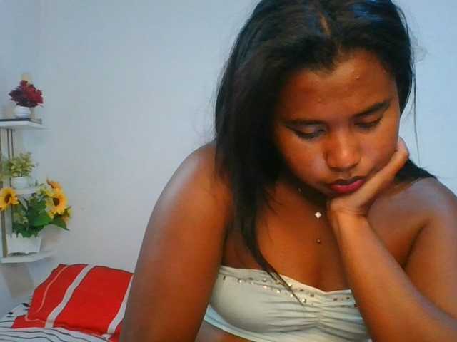 Pauliemarie live cam on BongaCams
