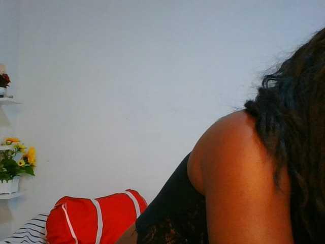 Pauliemarie live cam on BongaCams