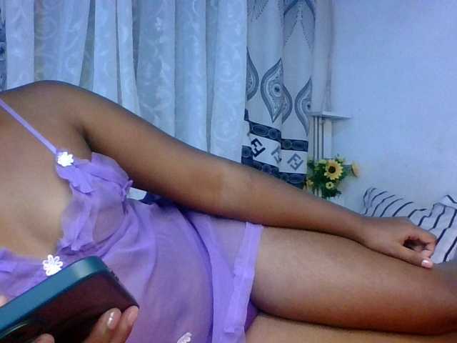 Pauliemarie live cam on BongaCams