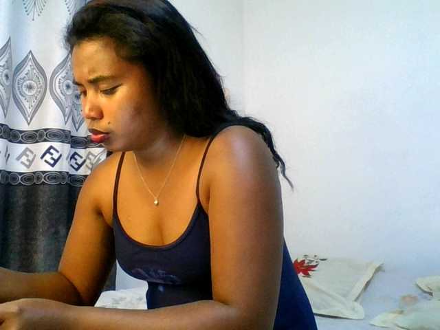 Pauliemarie live cam on BongaCams