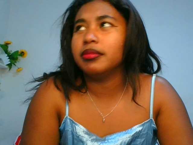 Pauliemarie live cam on BongaCams