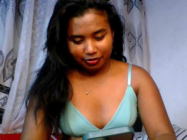 Pauliemarie live cam on BongaCams