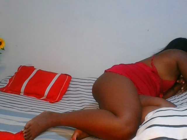 Pauliemarie live cam on BongaCams