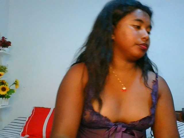 Pauliemarie live cam on BongaCams