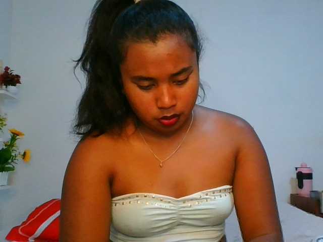 Pauliemarie live cam on BongaCams