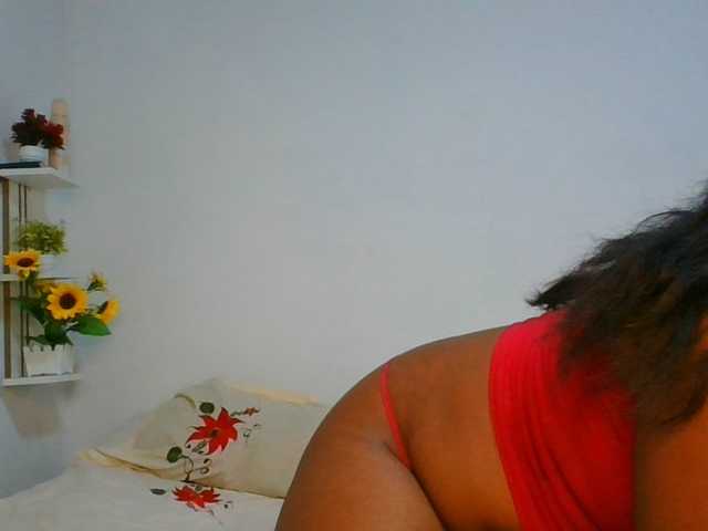 Pauliemarie live cam on BongaCams