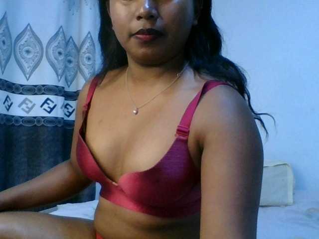 Pauliemarie live cam on BongaCams