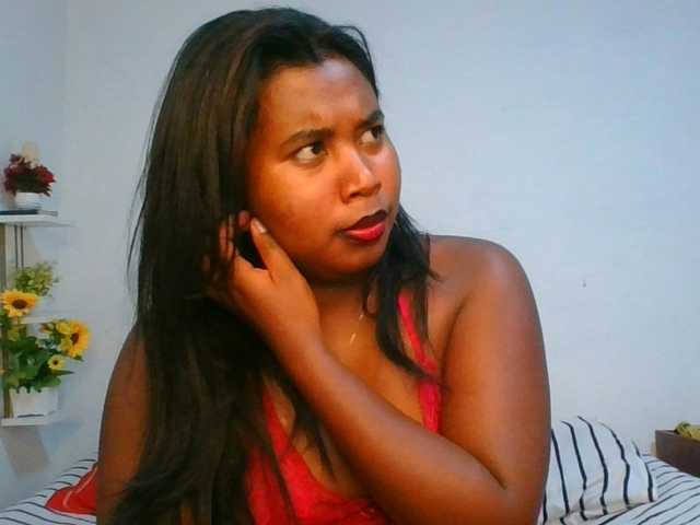 Pauliemarie live cam on BongaCams