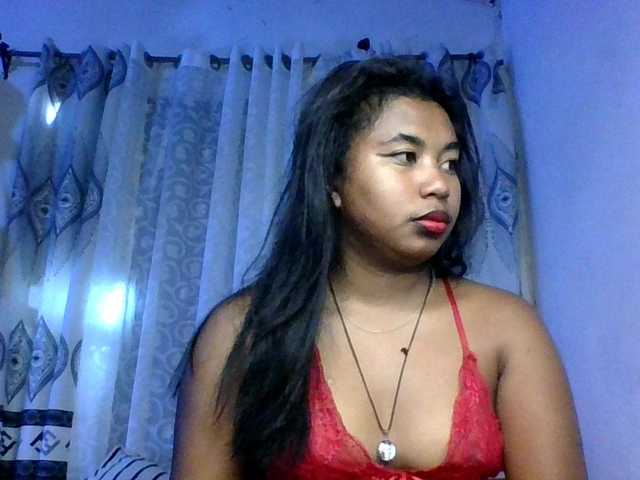 Pauliemarie's BongaCams show and profile