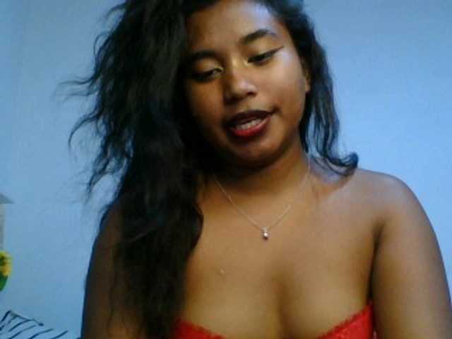 Pauliemarie live cam on BongaCams