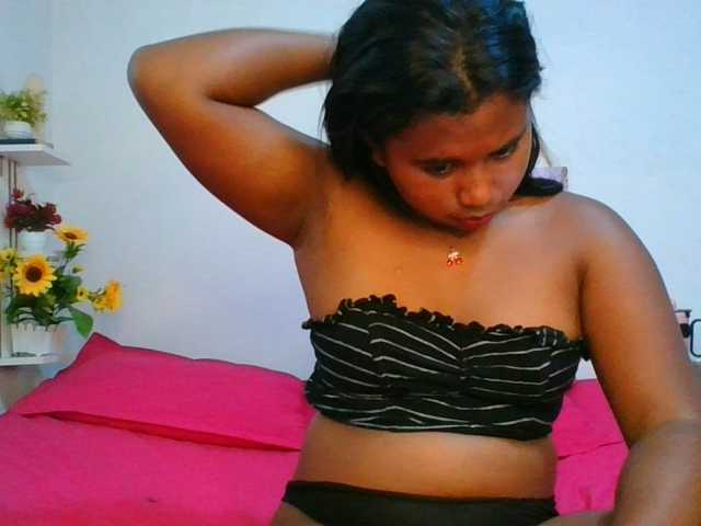 Pauliemarie live cam on BongaCams