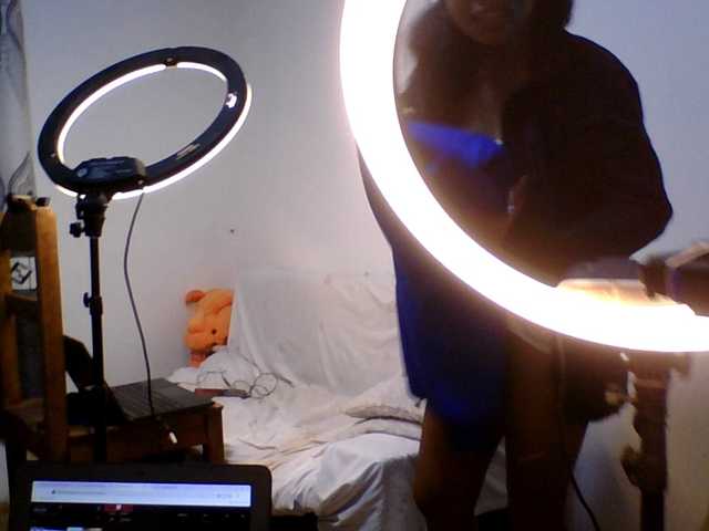 Pauliemarie live cam on BongaCams