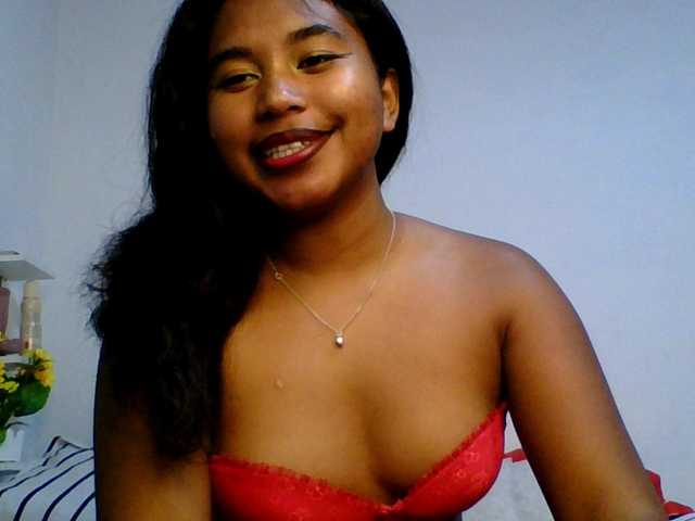 Pauliemarie live cam on BongaCams