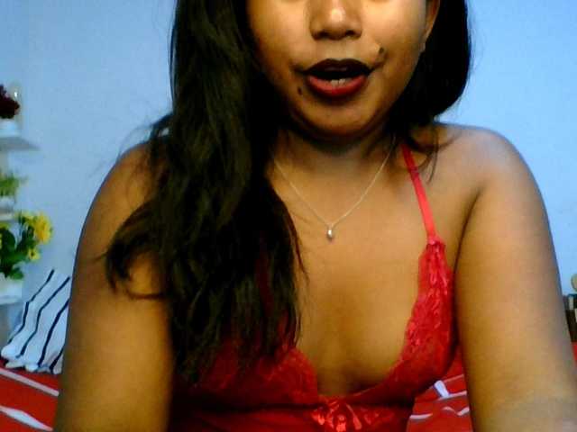 Pauliemarie live cam on BongaCams