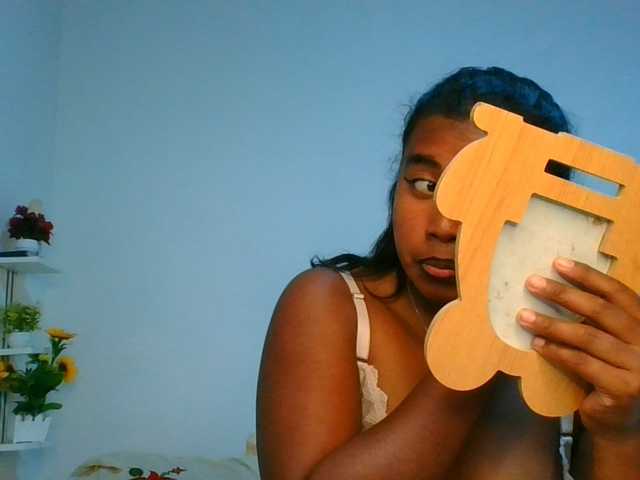 Pauliemarie live cam on BongaCams