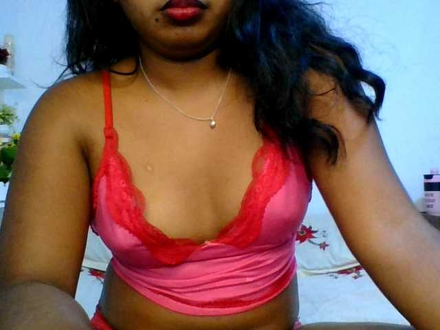 Pauliemarie live cam on BongaCams