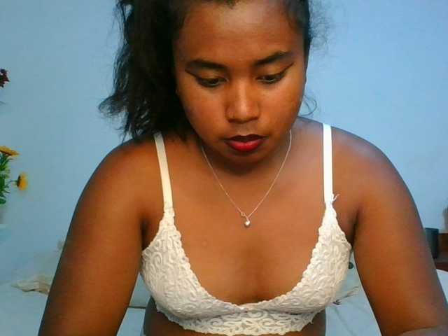 Pauliemarie live cam on BongaCams