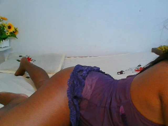 Pauliemarie live cam on BongaCams