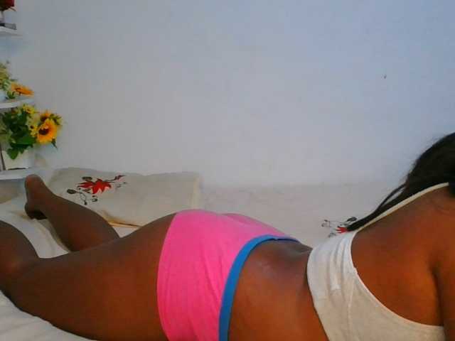 Pauliemarie live cam on BongaCams
