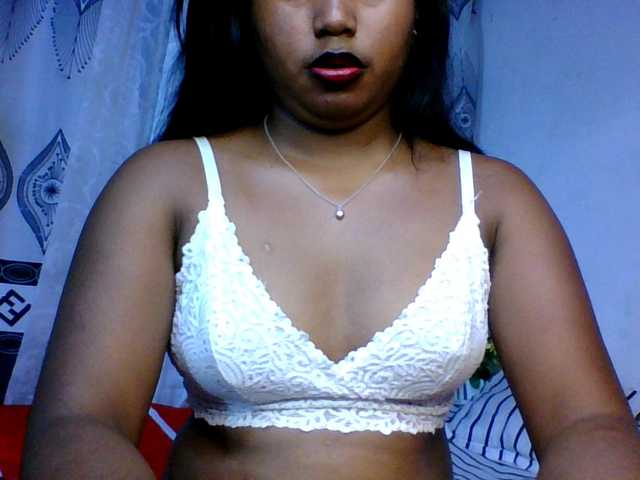 Pauliemarie live cam on BongaCams