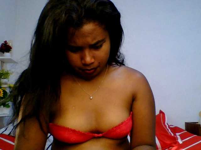 Pauliemarie live cam on BongaCams