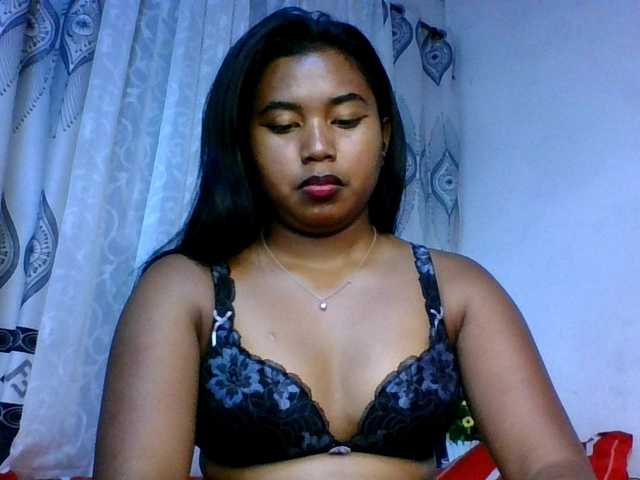 Pauliemarie live cam on BongaCams