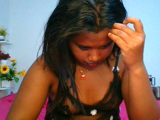 Pauliemarie live cam on BongaCams