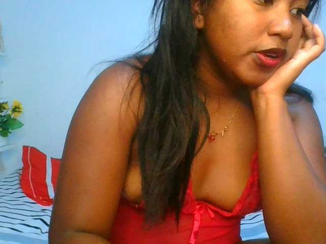 Pauliemarie live cam on BongaCams