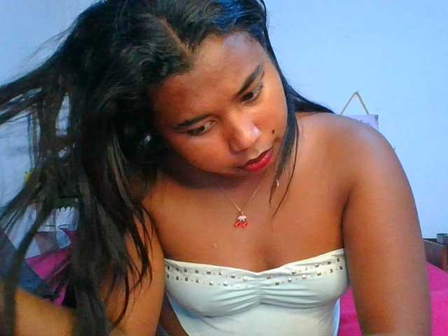 Pauliemarie live cam on BongaCams