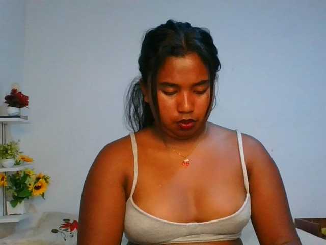 Pauliemarie live cam on BongaCams