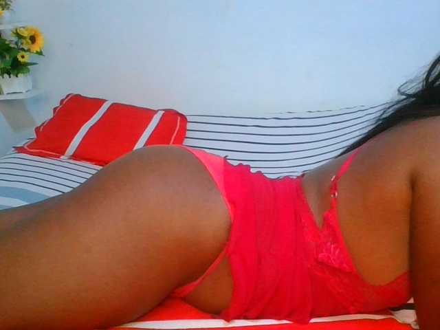 Pauliemarie live cam on BongaCams