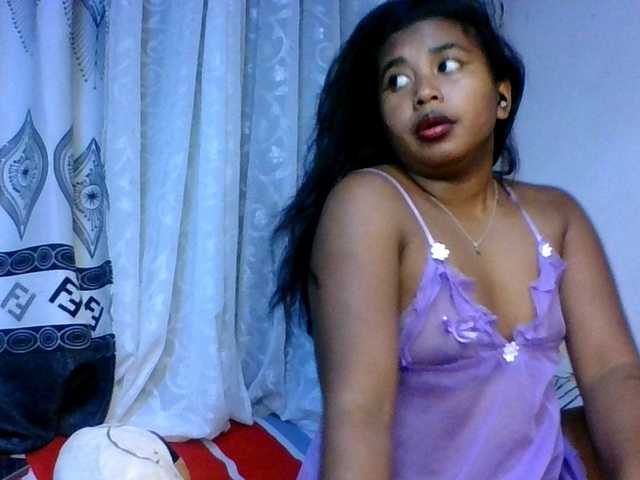 Pauliemarie live cam on BongaCams