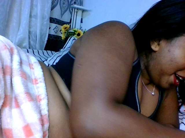 Pauliemarie live cam on BongaCams