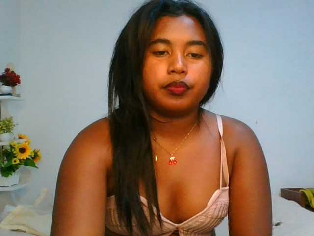 Pauliemarie live cam on BongaCams