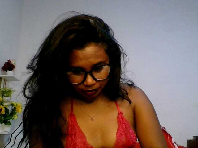 Pauliemarie live cam on BongaCams
