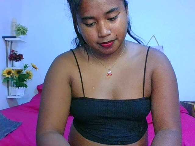 Pauliemarie live cam on BongaCams
