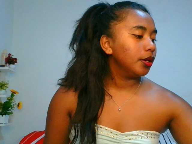 Pauliemarie live cam on BongaCams