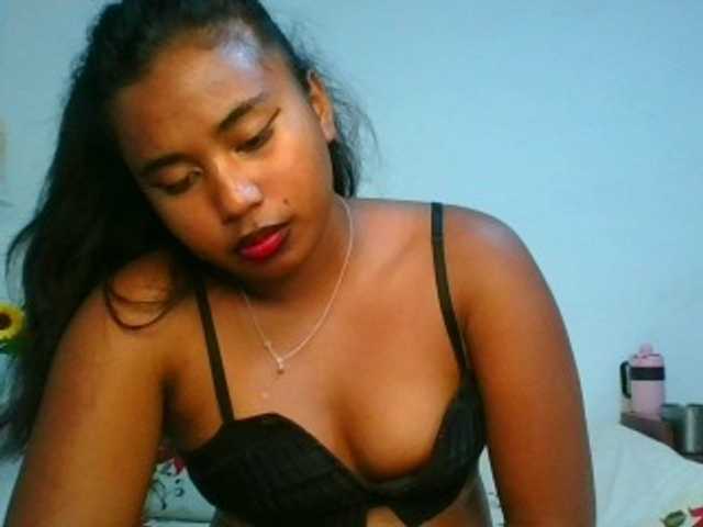 Pauliemarie live cam on BongaCams
