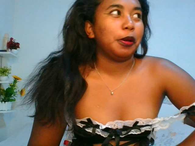 Pauliemarie live cam on BongaCams