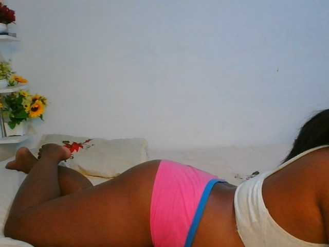 Pauliemarie live cam on BongaCams