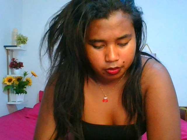 Pauliemarie live cam on BongaCams