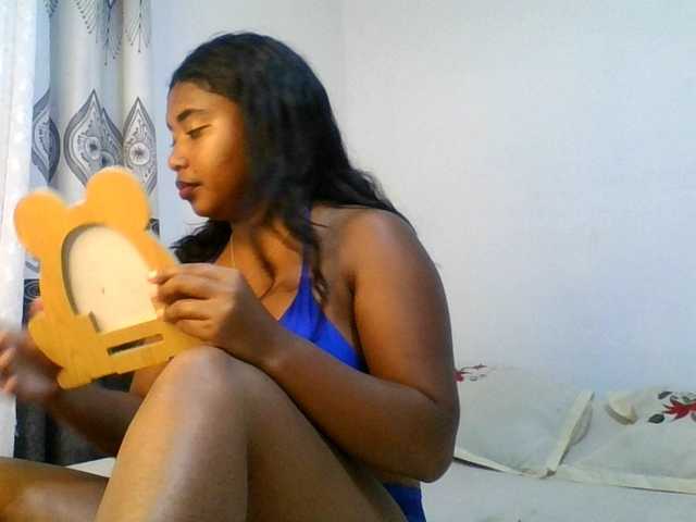 Pauliemarie live cam on BongaCams