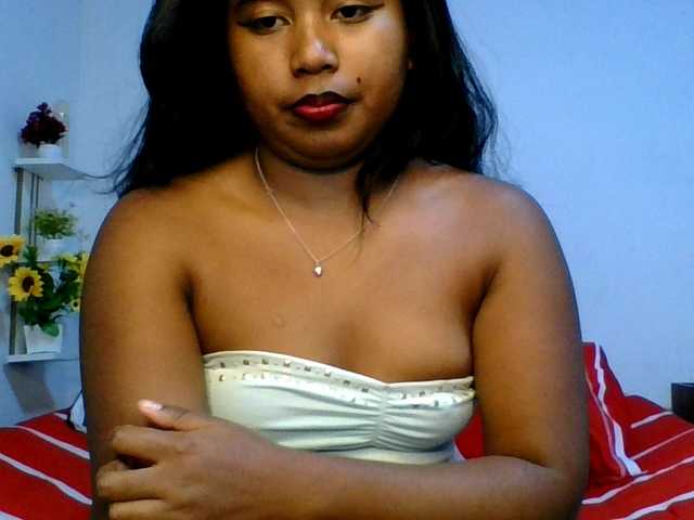 Pauliemarie live cam on BongaCams