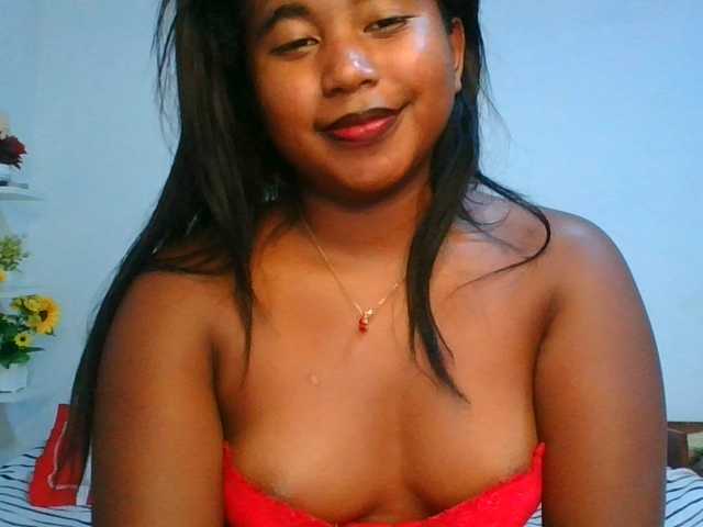 Pauliemarie live cam on BongaCams