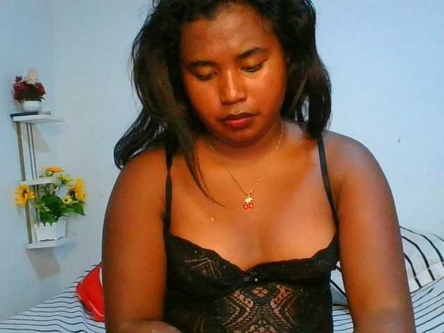 Pauliemarie live cam on BongaCams